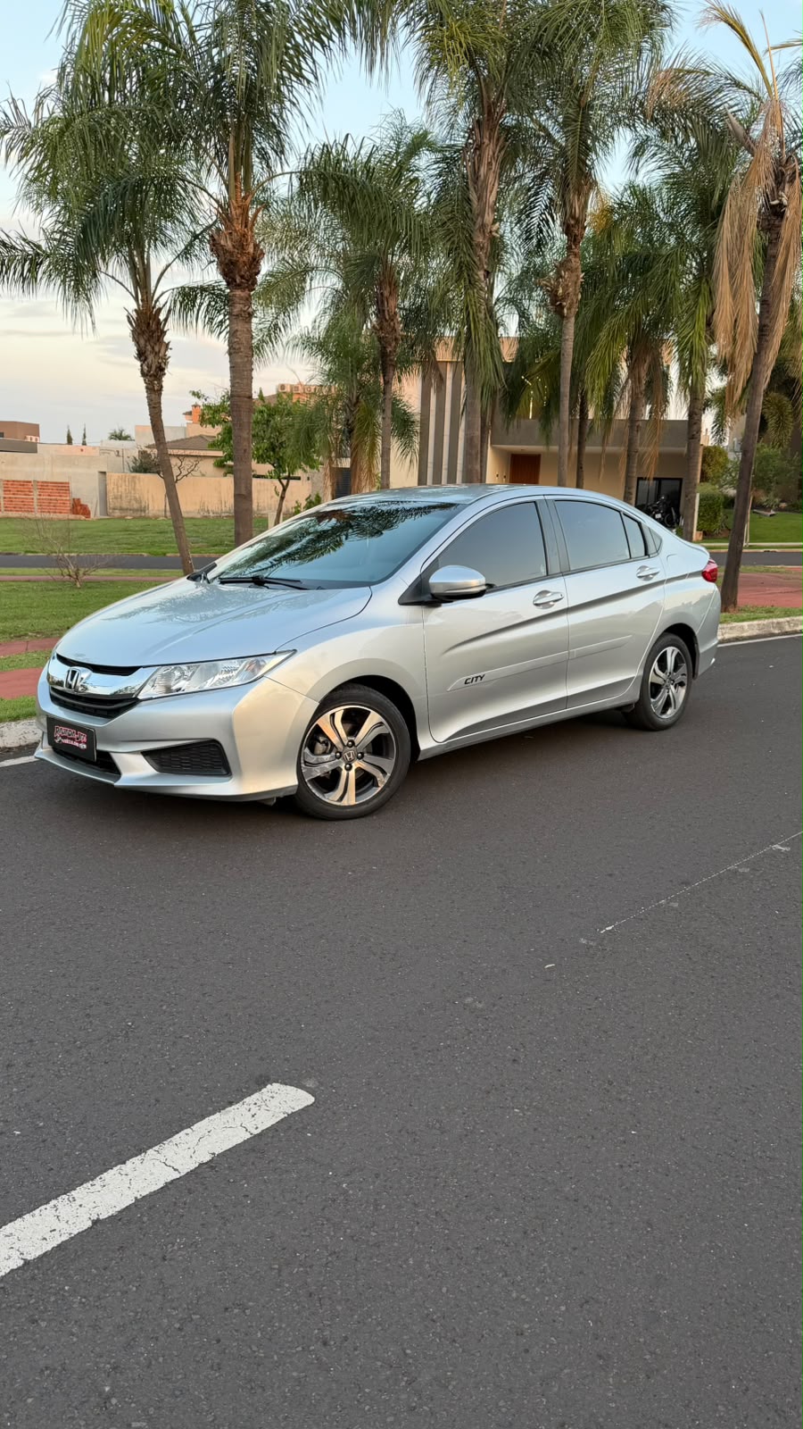 Honda City — foto 1 de 10