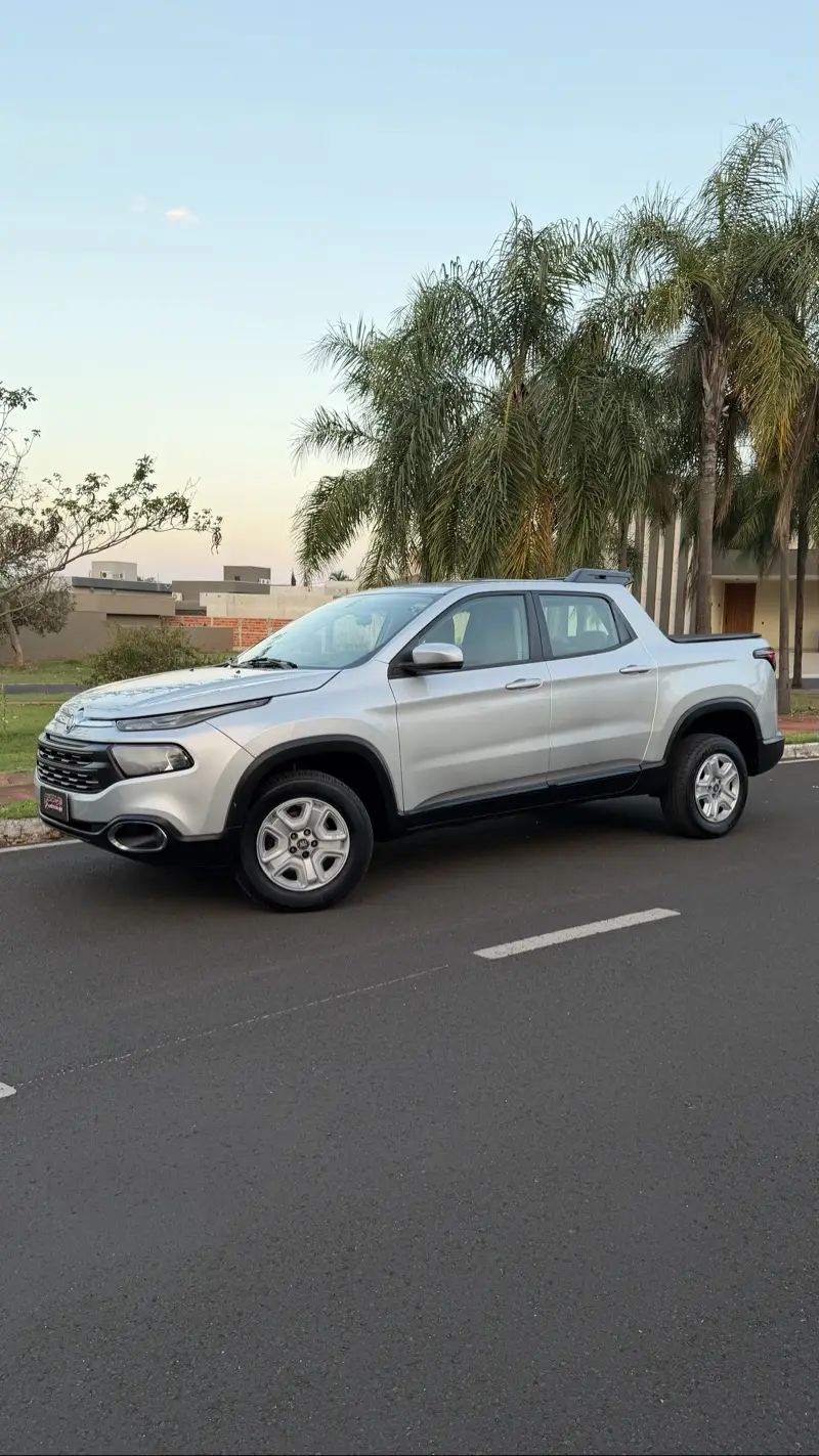 Fiat Toro 2018 Prata